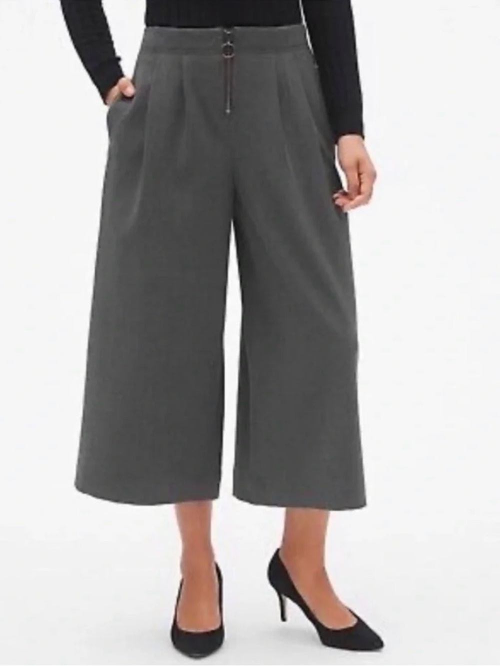 GAP High Rise Wide-Leg Crop in Chocolate Brown (see pics), mnr flaw but NWT, 00